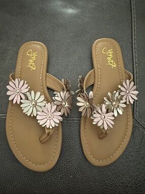 Girls' Floral Toe-Post Sandals in Tan with Pink & Silver Accents